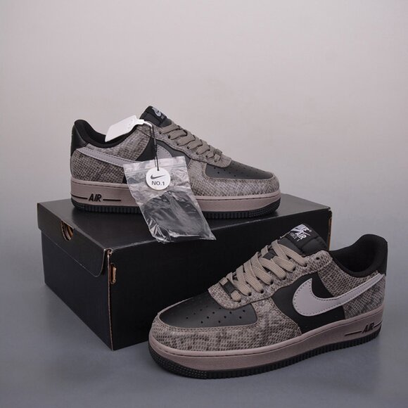 Nike Air Force 1 Low Off Noir Snakeskin Black - Picture 1 of 9